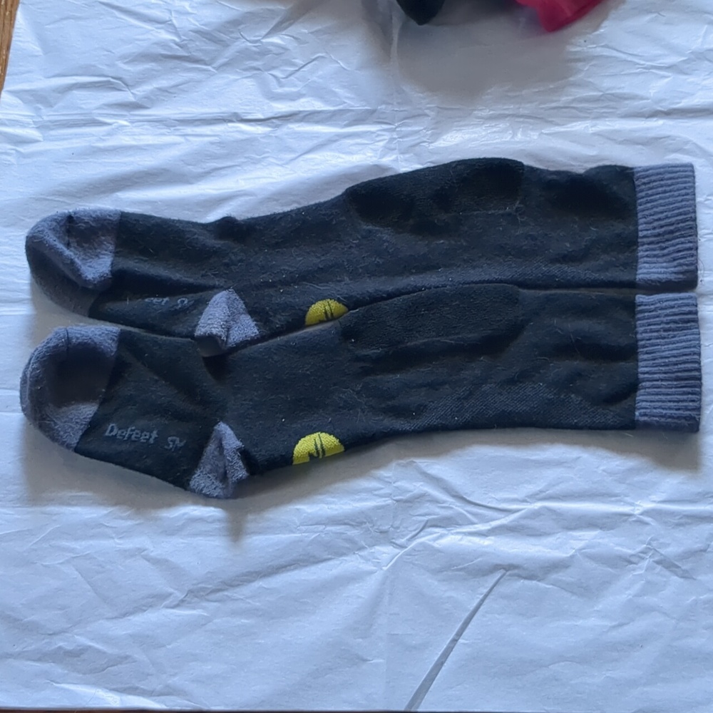 Defeet socks small men's synthetic black